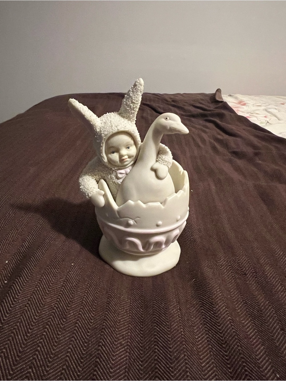 Dept. 56 Snowbunnies “Double Yolk” Springtime Stories #26292.